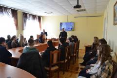 photo_5285212508094404282_y