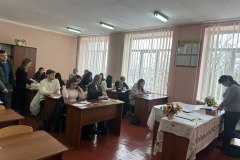 photo_5190811553584843924_y