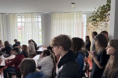 5420181331385194111-1